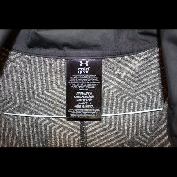 Under Armour Vest - Picture 3 of 3